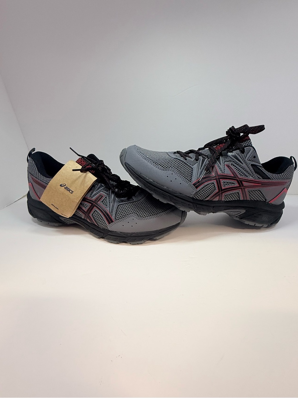 35. ASICS Men's Gray & Red Gel-Ventures 8 Running Shoes Men’s 12 New no box!